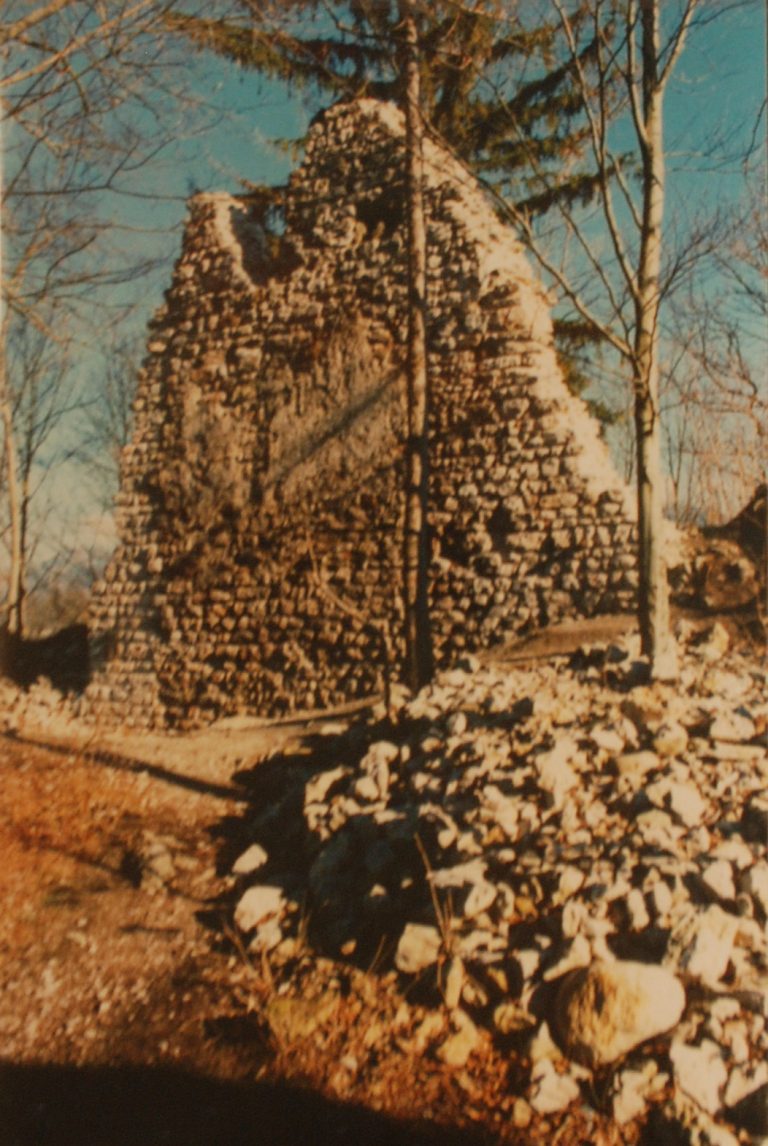 Bergfried vor der Restaurierung